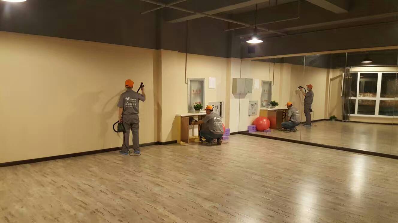 威思麗高溫瑜伽生活館墻面全方位施工 威思麗高溫瑜伽生活館墻面全方位施工