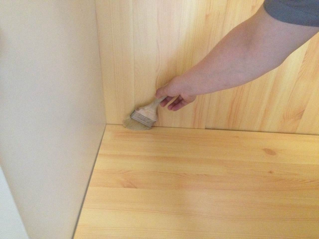 柜子接縫重點(diǎn)涂刷 柜子接縫重點(diǎn)涂刷