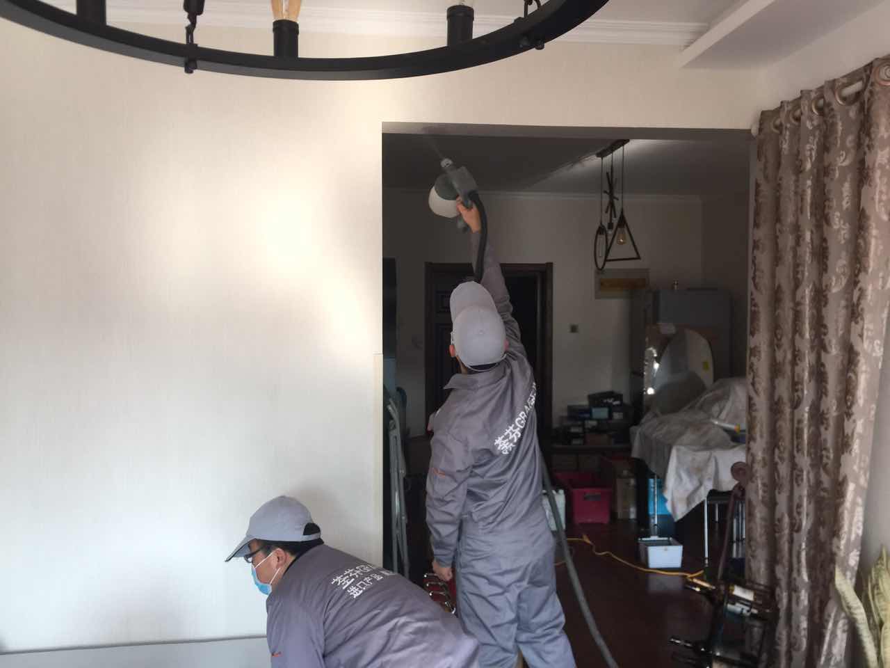 客廳墻面噴涂施工 客廳墻面噴涂施工