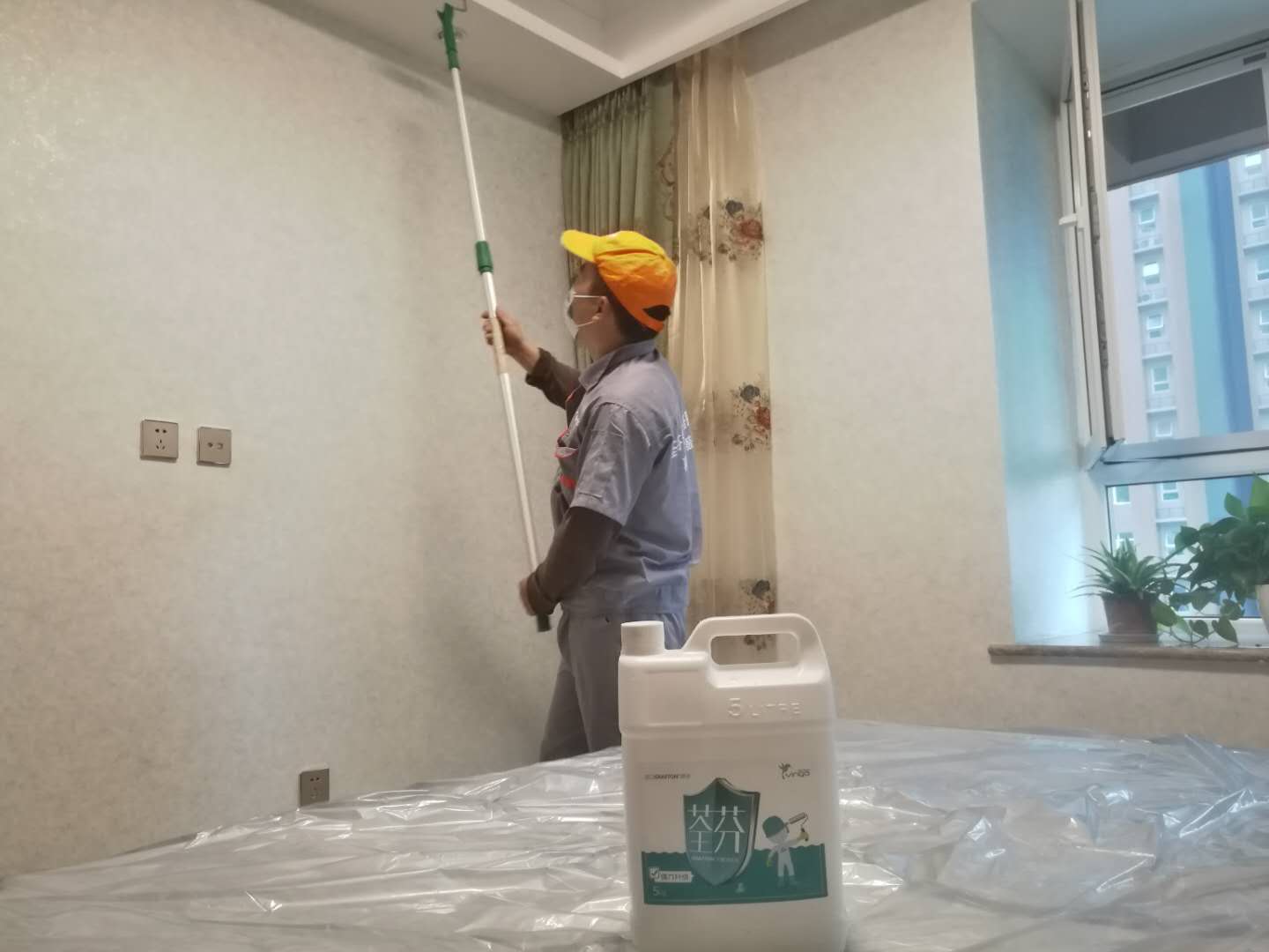 臥室造型頂面滾筒施工 臥室造型頂面滾筒施工