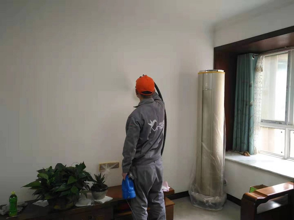 室內(nèi)客餐廳墻面甲醛治理噴涂施工 室內(nèi)客餐廳墻面甲醛治理噴涂施工