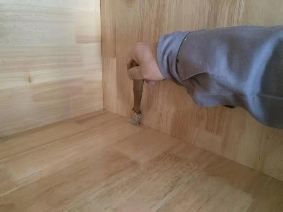 室內(nèi)柜子接縫刷子精細(xì)化施工治理 室內(nèi)柜子接縫刷子精細(xì)化施工治理