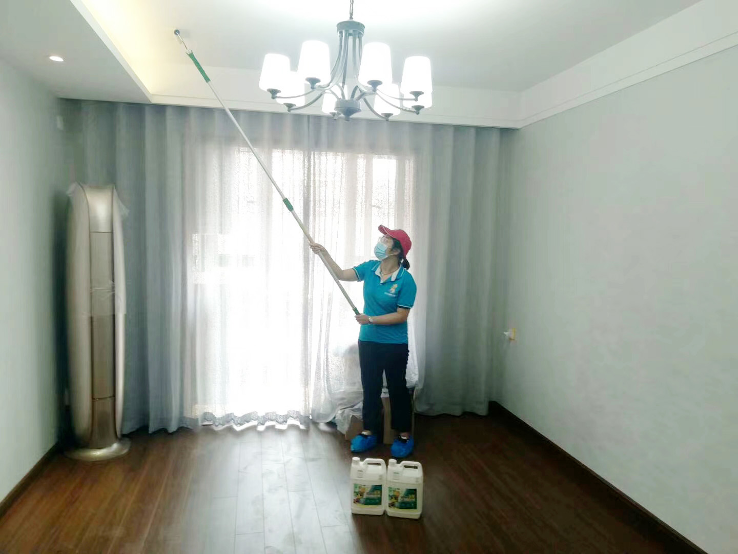 客廳頂面滾筒全方位施工治理 客廳頂面滾筒全方位施工治理