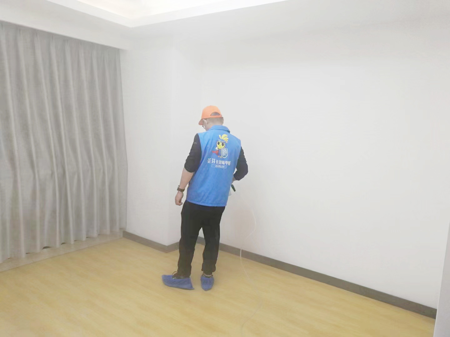 辦公室墻面噴槍施工治理甲醛 辦公室墻面噴槍施工治理甲醛